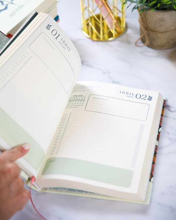 Agendas 2026 Mujeres - Flor